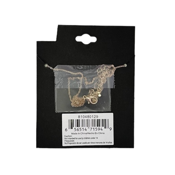 Juliet Star Pendant Gold-Tone 18” Adjustable Necklace - Picture 2 of 7